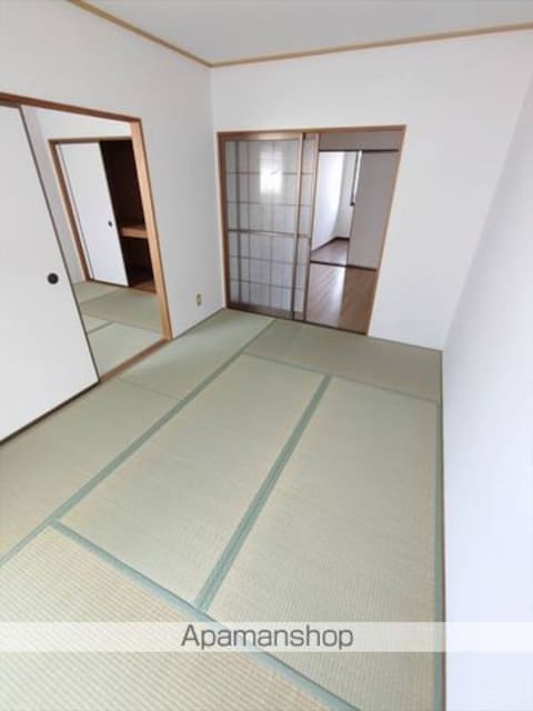 和歌山県和歌山市市小路[3K/45.36m2]のリビング・居間