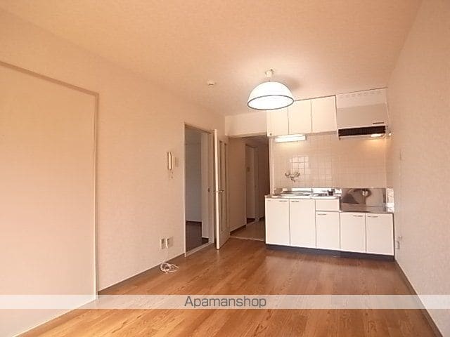 クレストテージ伏見の内装写真