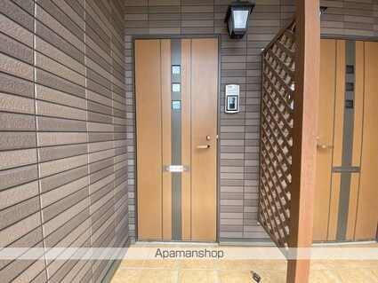 サニー　セイバリ　Ⅳ[2LDK/61.45m2]のエントランス1