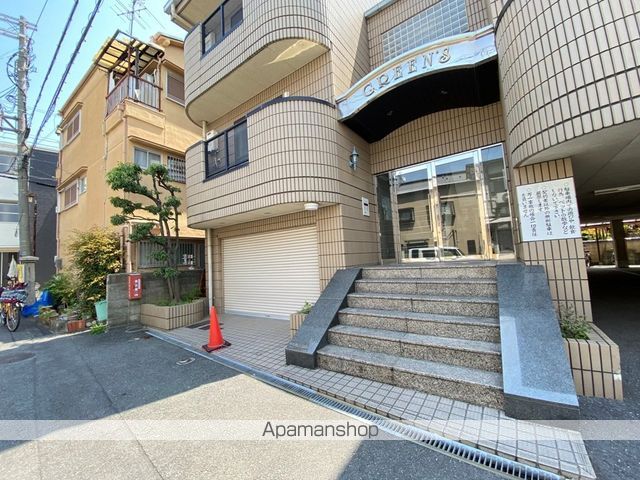 グリーンズマンションの玄関写真