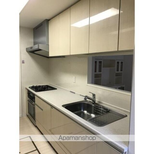 東京都世田谷区世田谷３丁目[1SLDK/86.22m2]のバス
