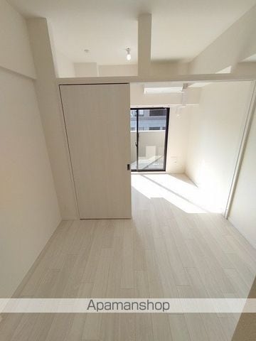 クレストコート江坂垂水町の内装写真
