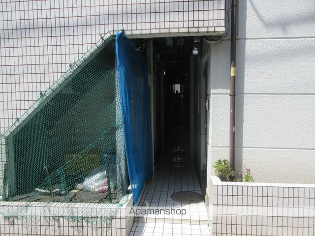 プラザドゥクリムゾン[1R/14m2]の外観3