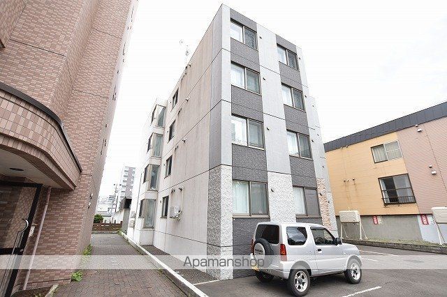 THE RESIDENCEの外観写真