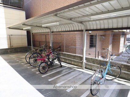 プレサンス泉アーバンゲート[1R/20.16m2]の共用部