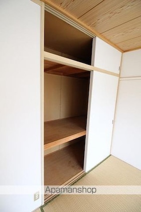 ハイツ湖畔[3K/41.89m2]の収納