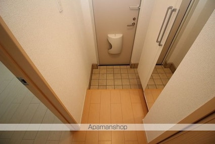 リヴァーサイド・ベルＡ[1LDK/48.19m2]の玄関