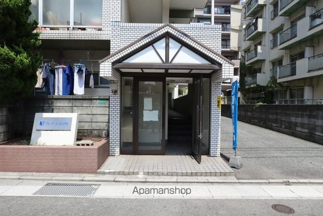 プレアール茶屋町の玄関写真