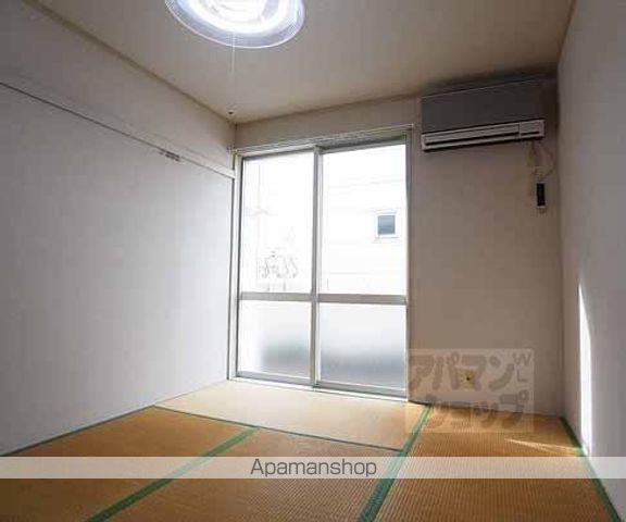 フレグランス井上の内装写真