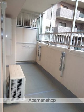 東京都府中市宮町１丁目[3LDK/65.76m2]のバルコニー