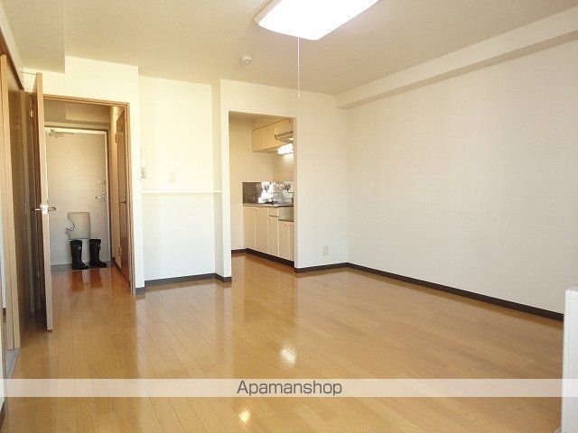 フレンドリー山の手の内装写真