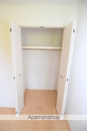 ＲＥＳＴ　ＷＯＯＤ　２[2LDK/58.21m2]の収納