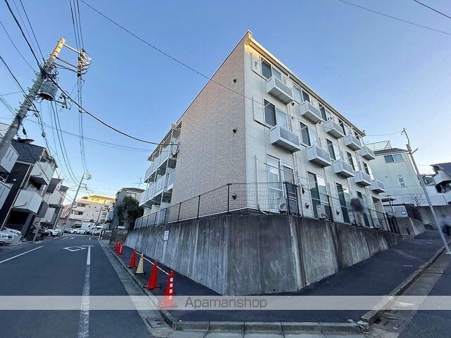 レオパレスアイリス[1K/19.87m2]の外観1
