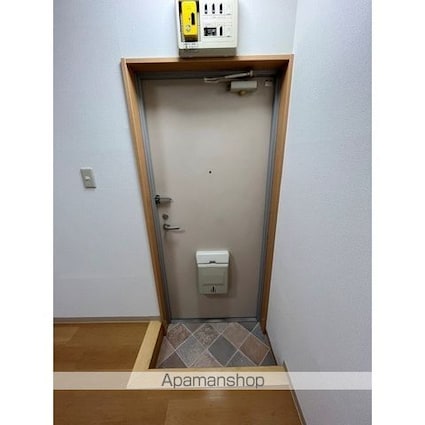 リード南大塚[1R/16.08m2]の玄関