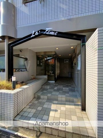 ラフィーネ千里丘の玄関写真