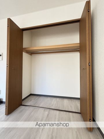 Claire港町の内装写真