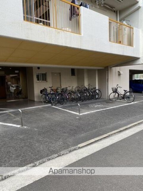 中村第一ビル[2LDK/58.5m2]の共用部1