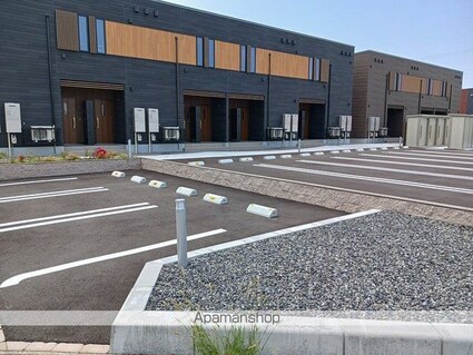 サニー　ピアッツア　Ⅰ[2LDK/59.57m2]の駐車場