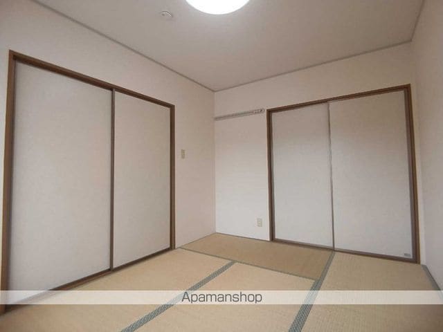 シェーンハイム C棟の内装写真