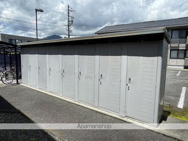 セジュール東鼎 ABの外観写真