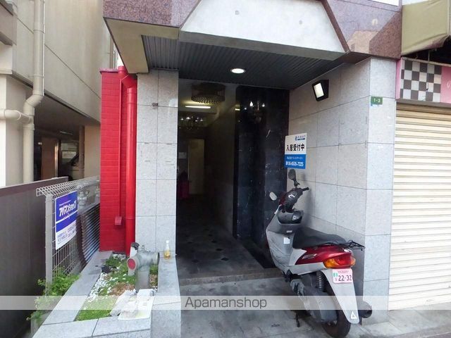 ディルーチェ上町EASTの玄関写真