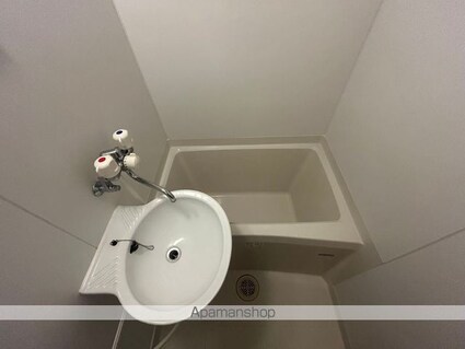 レオパレスエクセル歩坂町Ⅱ[1K/19.87m2]のバス