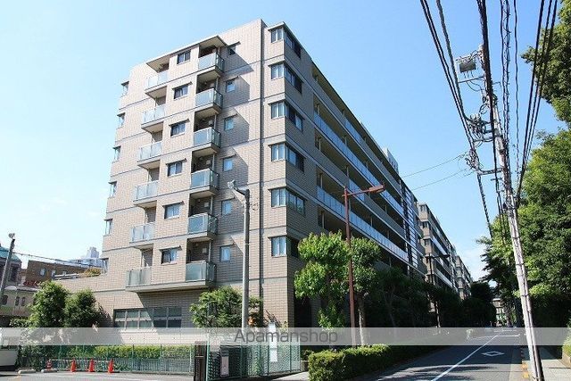 アーバンライフ目白駅前の外観写真