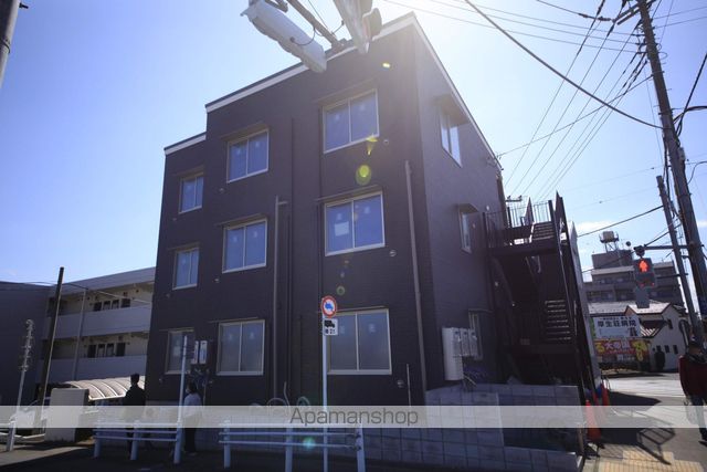Ambition聖蹟桜ケ丘Iの外観写真