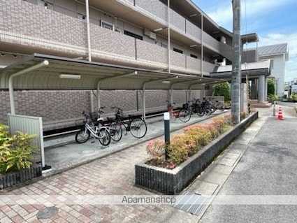 ファミール駒坂[2LDK/57.05m2]の共用部4