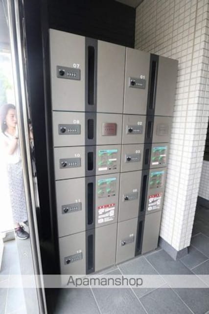 東京都立川市栄町５丁目[2LDK/73.91m2]の内装1
