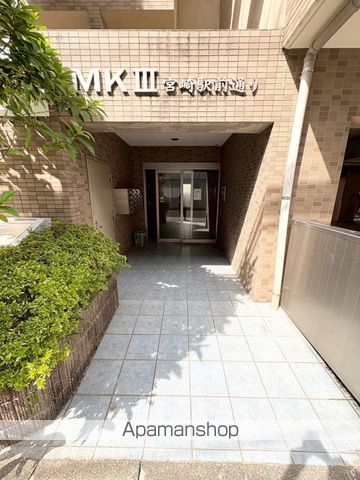 MKIII宮崎駅前通りの玄関写真