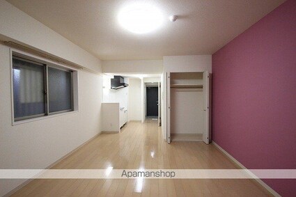 サンヴァーリオ奥羽大学前[1DK/33.6m2]のリビング・居間3