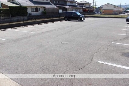 グリシーナ[1LDK/45.63m2]の駐車場2