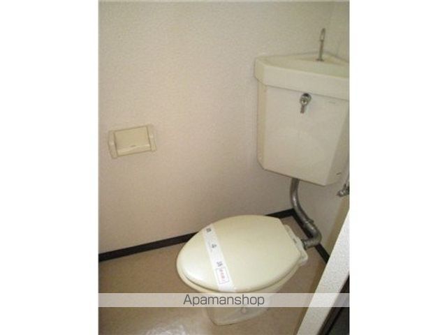 レヴール綾田A棟の内装写真