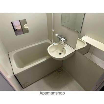 ＸーＯＶＥＲ２１覚王山[1LDK/33.39m2]のバス