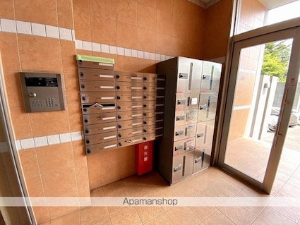 エルミタージュ川内[1DK/29.6m2]のロビー2