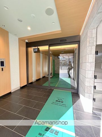 エスリードレジデンス大阪福島サウスフラッツの玄関写真