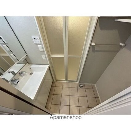 ＵＮ　ＲＯＯＭ[1K/25.5m2]の洗面所