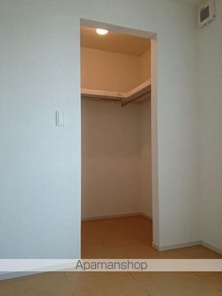 カーチェ稲田[2LDK/59.7m2]の収納