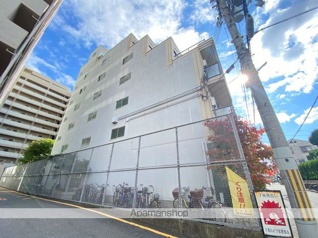 大宝菱屋西ロイヤルハイツの外観写真