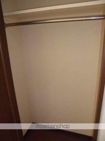 グリフィン新横浜・六番館の内装写真