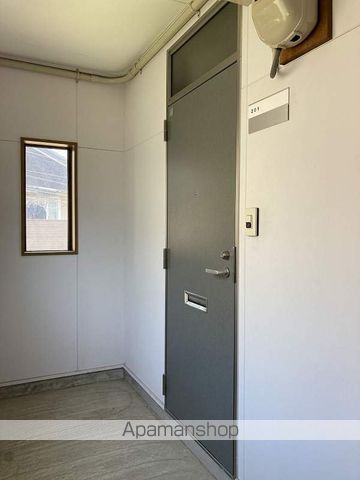パークサイド須摩C棟の玄関写真