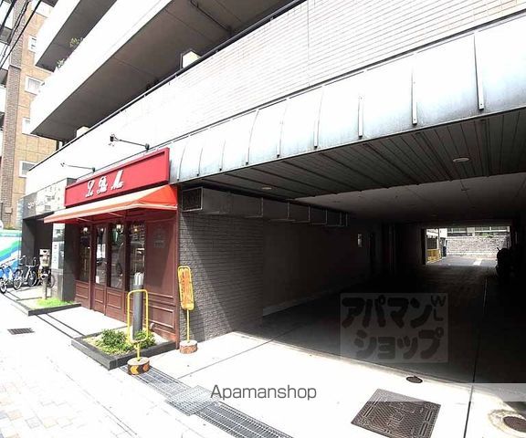 大晋メゾネ西陣今出川の玄関写真
