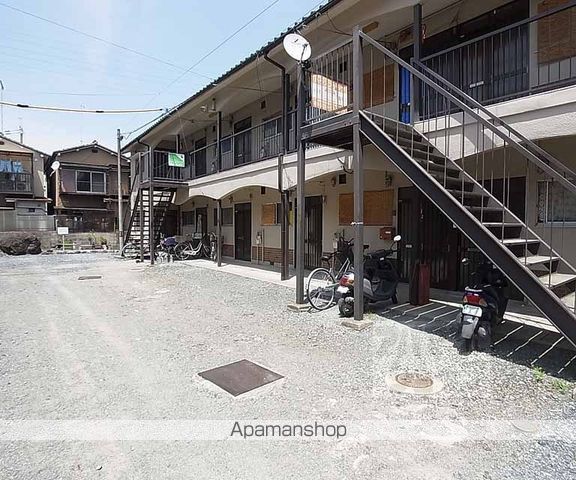 八ノ坪荘の玄関写真