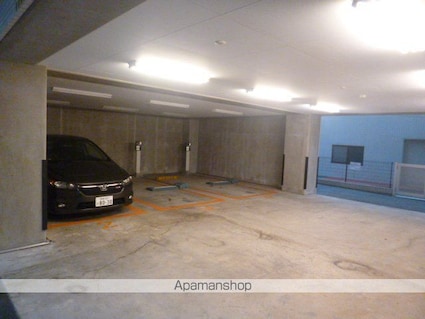 メインステージ押上Ⅳ[1K/23.2m2]の駐車場