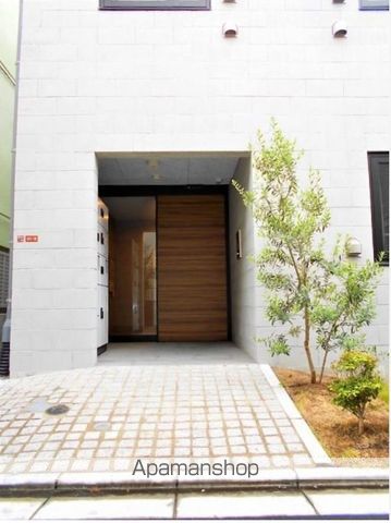 DECORBLOCCO高円寺北の玄関写真