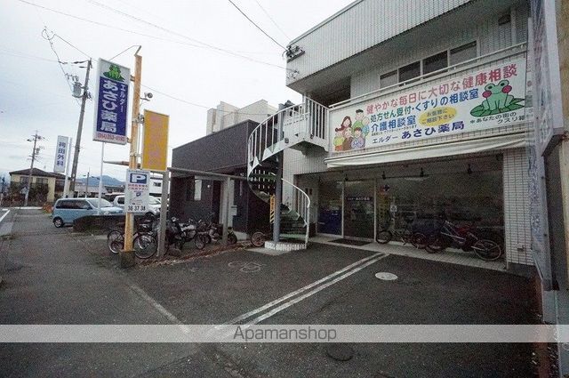 エクレール籠上の周辺写真