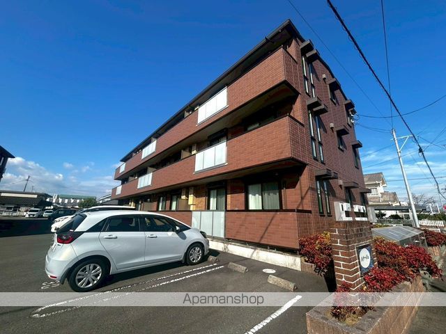 ルナージュ A棟の外観写真