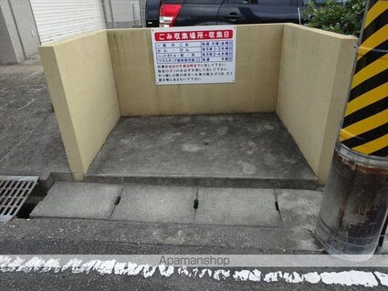 和歌山県和歌山市太田[2LDK/58.54m2]の共用部3