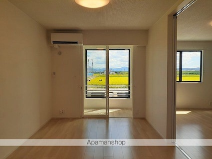 グラン　ブルーⅡ　Ｂ[1LDK/50.14m2]のリビング・居間